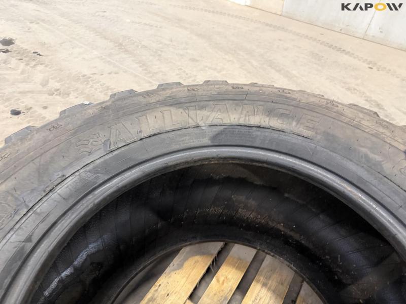 Alliance 800/50-R34 tires 9