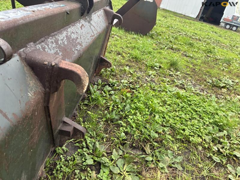 Alø quicke silo grab with euro hitch 12