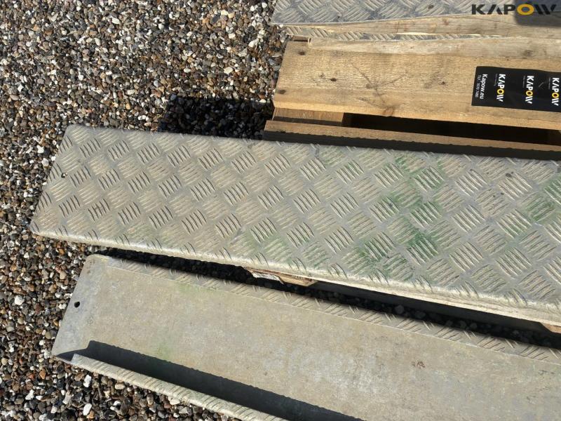 Aluminum ramps - 2 sets 12