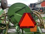 Amazone ED601K 8 row corn seeder with fertilizer front tank 28