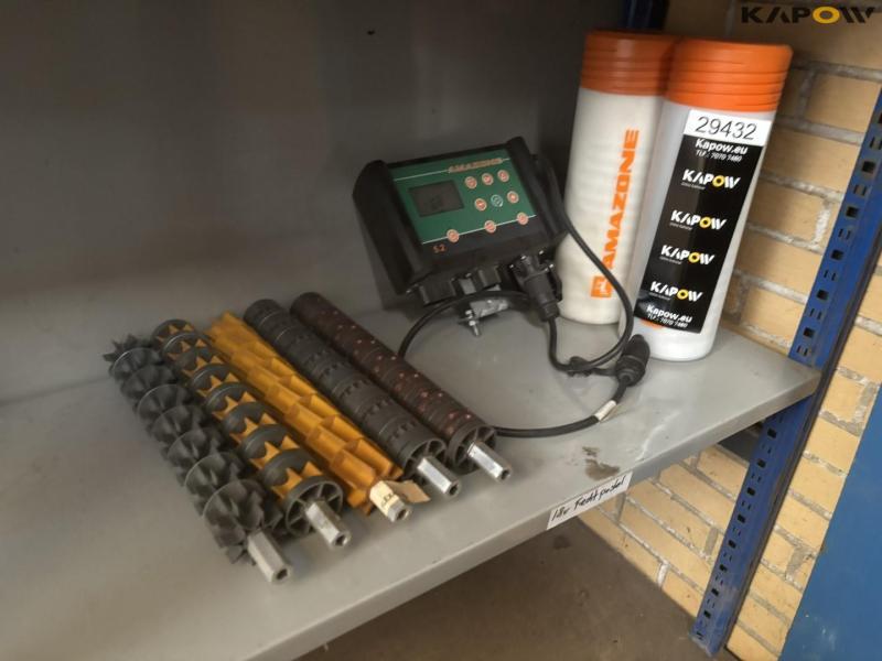 Amazone control box and various items 1