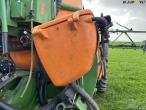 Amazone UX 6200 Super trailer sprayer 30 meters 13