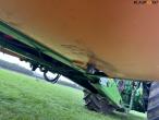 Amazone UX 6200 Super trailer sprayer 30 meters 30