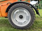 Amazone UX 6200 Super trailer sprayer 30 meters 37
