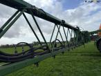Amazone UX 6200 Super trailer sprayer 30 meters 92