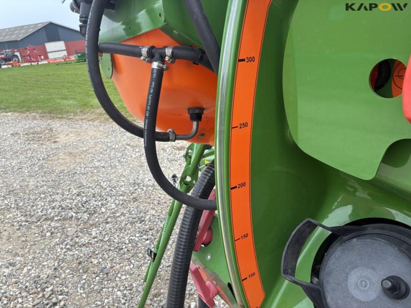 Amazone UX3200 super sprayer 14