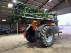 Amazone UX4200 trailer sprayer 5