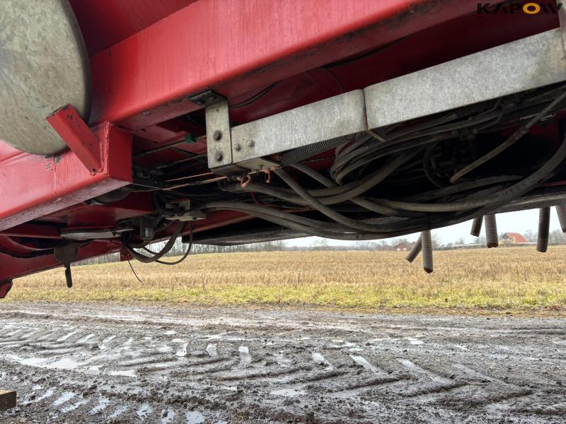 AP 25 slurry tanker with 28 m drag hoses and crane 76
