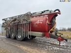 AP 25 slurry tanker with 28 m drag hoses and crane 3