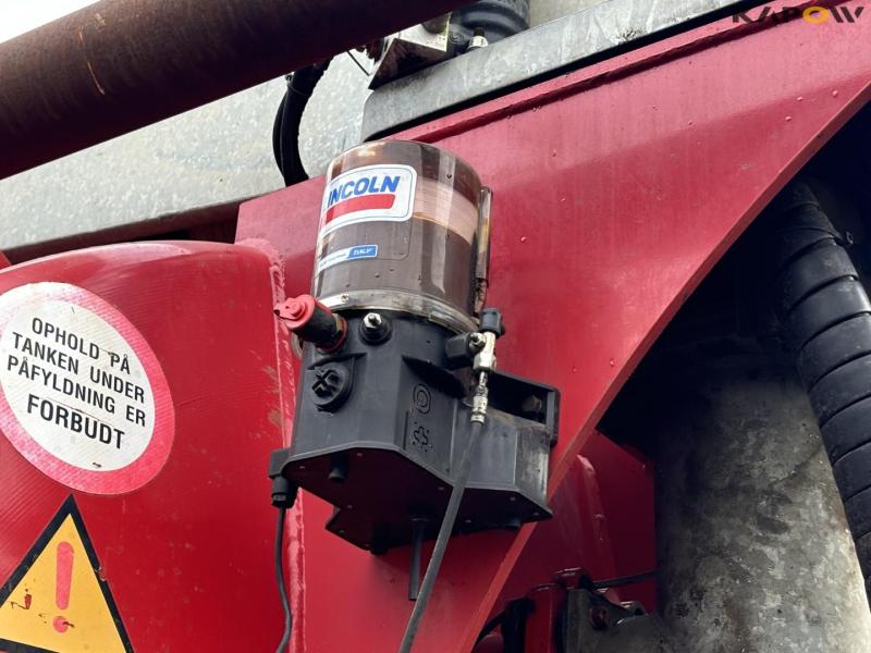 AP 25 Slurry tanker. 38