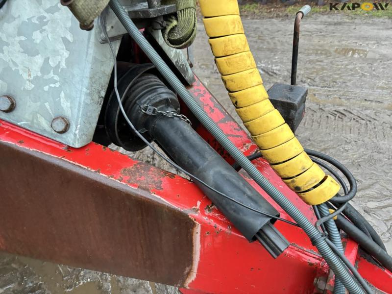 AP slurry tanker with boom 15