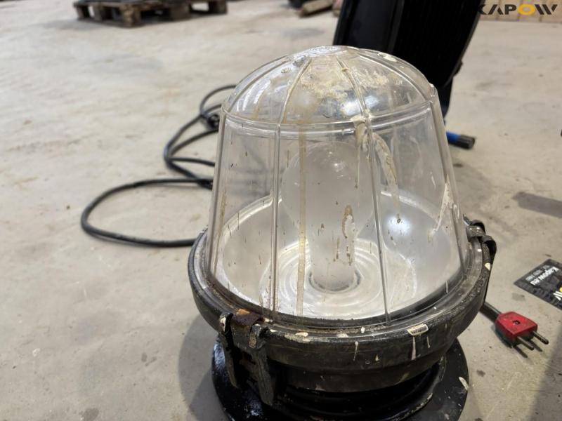 Work and space lamps 10
