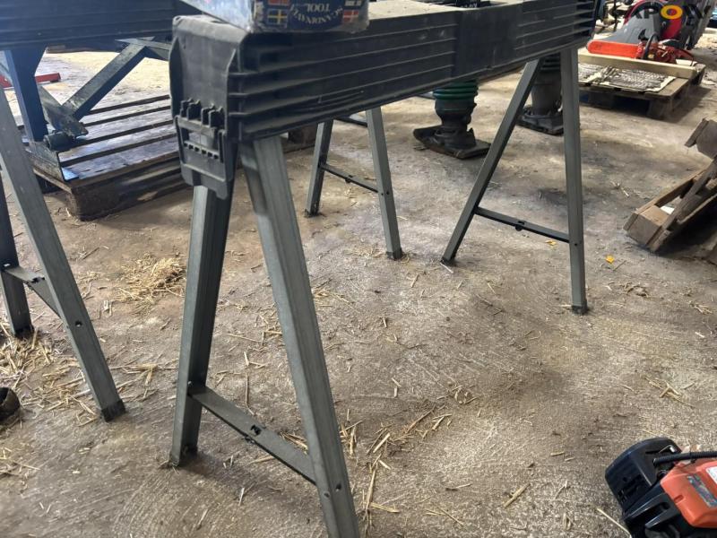 Workbench and trestles 7
