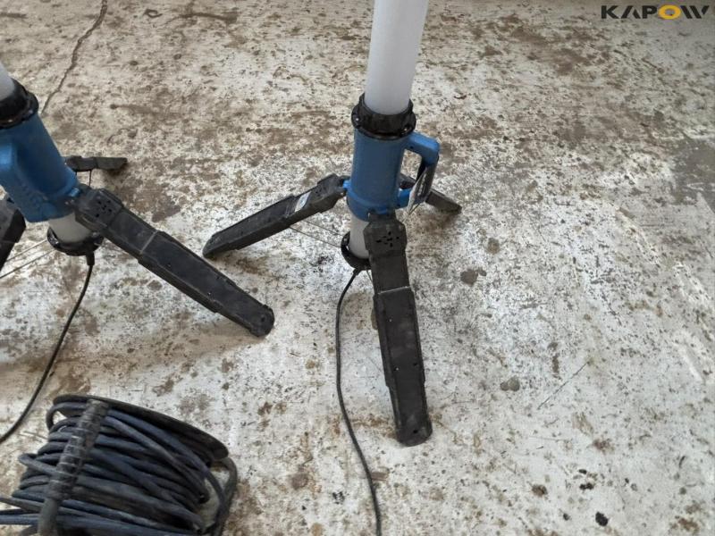 Work lights and cable drum 6