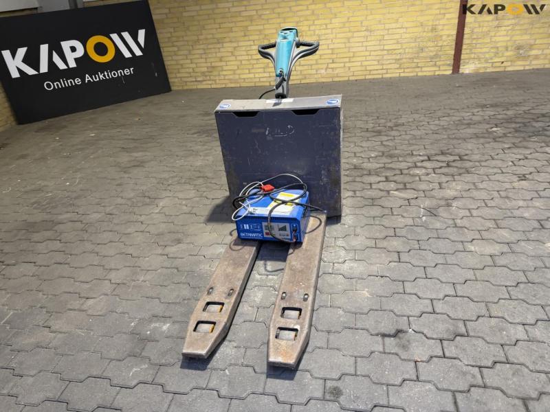Armanni electric stacker 2