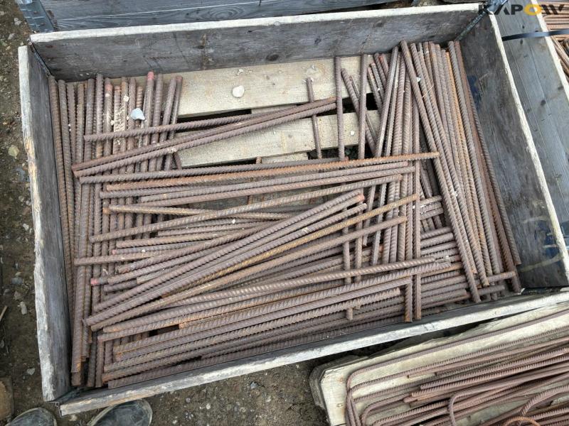 Reinforcing bars 24