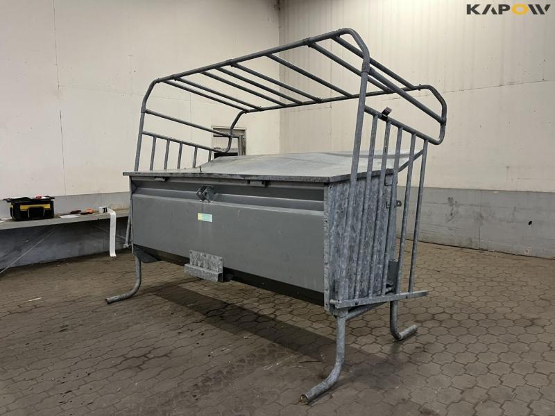 Arnes Smedie calf shelter 1