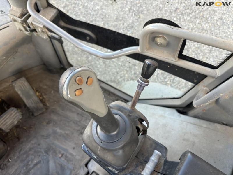 Atlas 55 loader with bucket and pallet forks 31