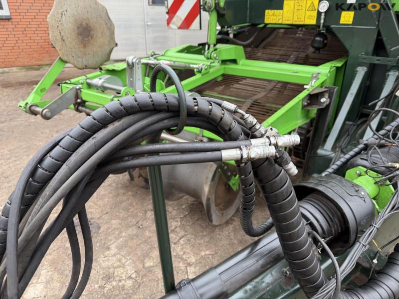 AVR Spirit 9200 potato harvester 18