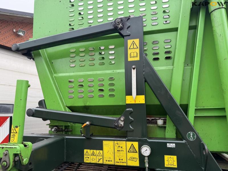 AVR Spirit 9200 potato harvester 38