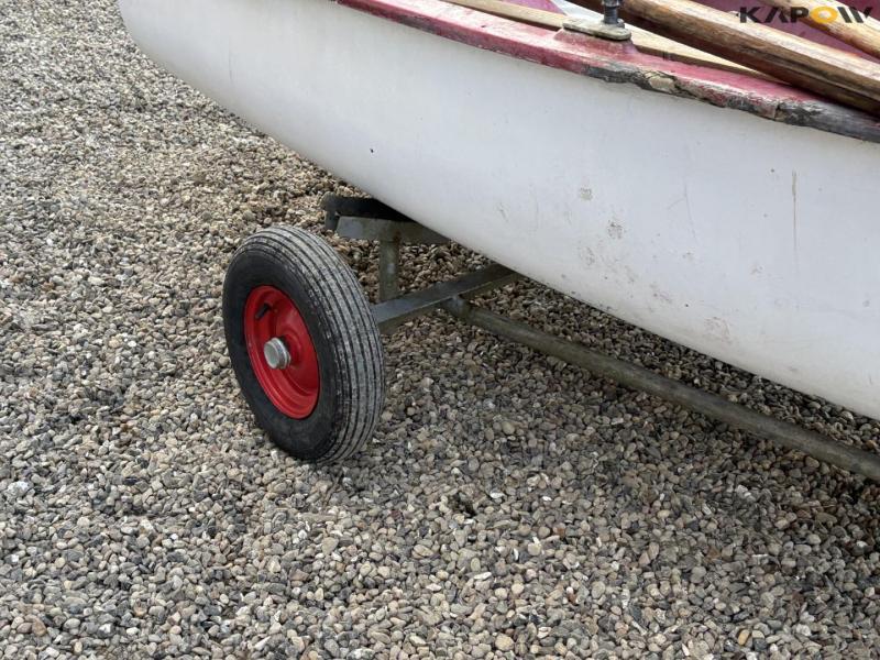 Boat with Yamaha engine 20