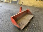 Rear tipping bucket with 3-point hitch 6