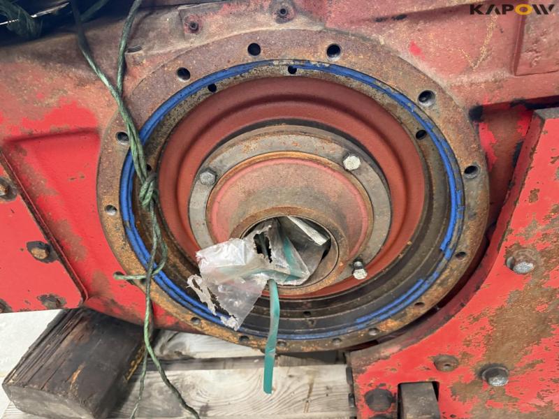 Rear gear for Massey Ferguson 9