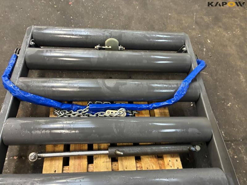Ball chute 15