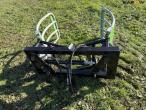 Bale clamp with Euro hitch 6
