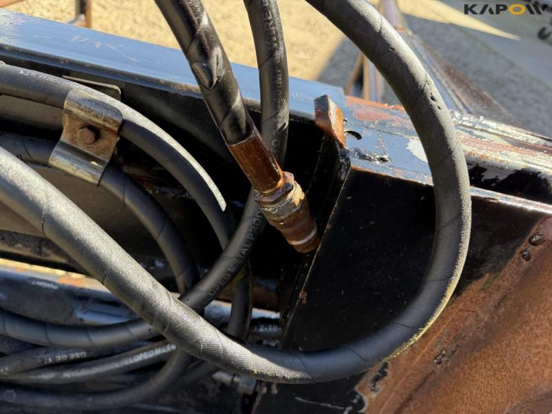 Bale clamp with Hydrema hitch 16