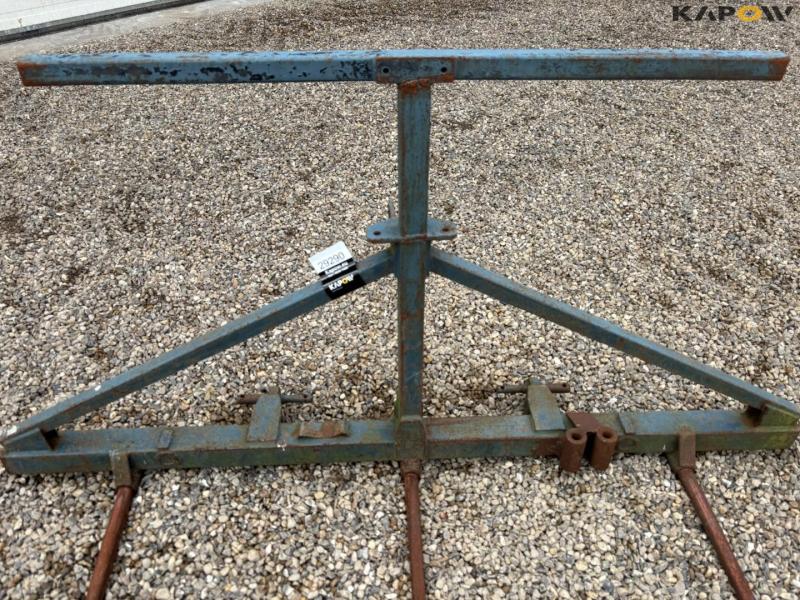 Bale fork with 3 point suspension 11