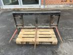 Bale spike with Euro hitch 2