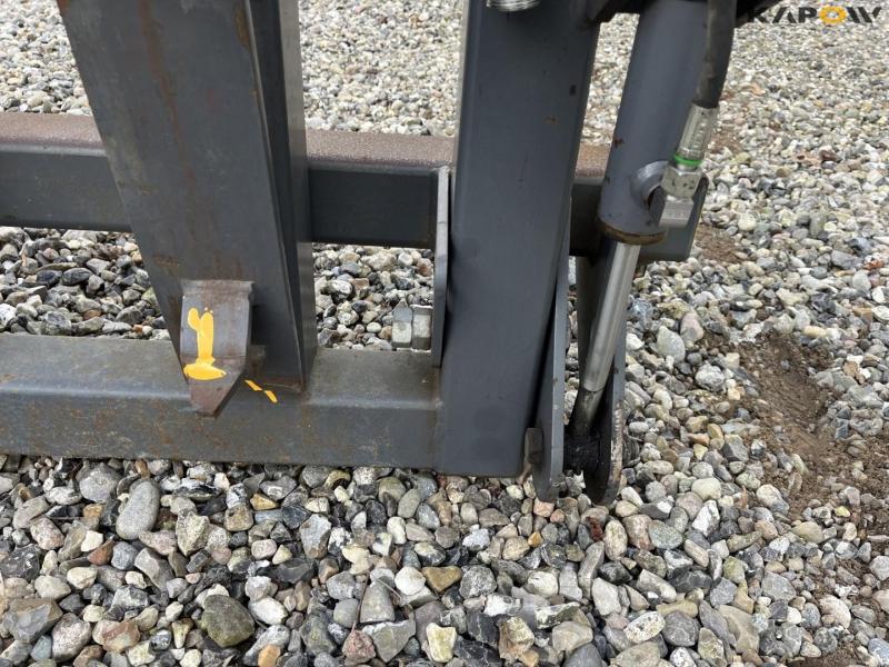 Ball spear with flap with SMS hitch 9