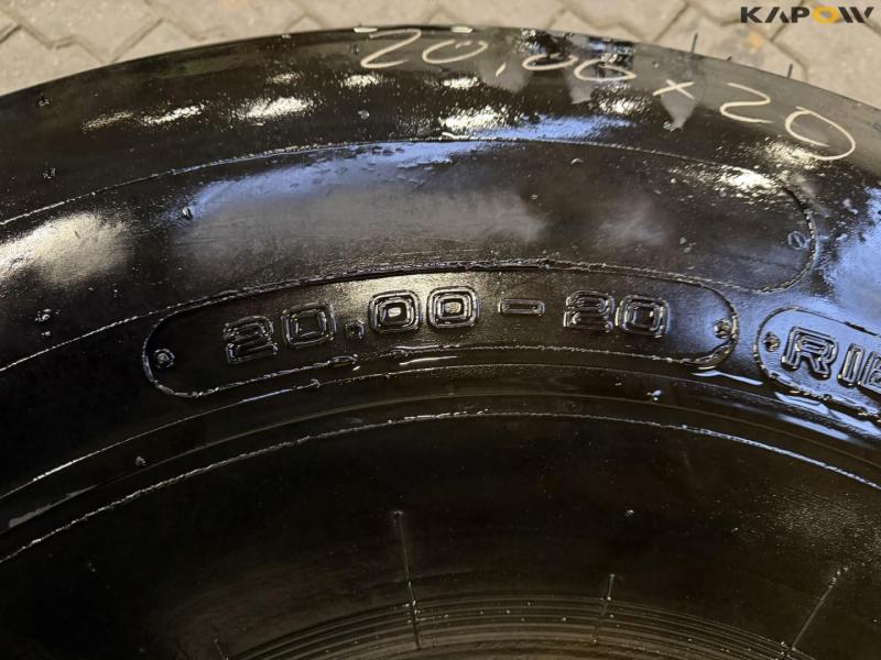 Bandenmarkt 20.00-20 tires 11
