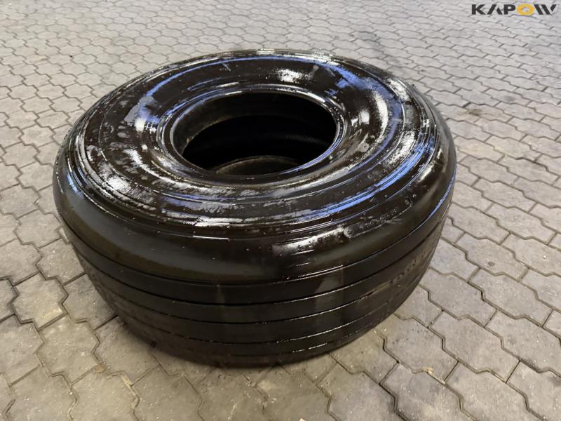 Bandenmarkt 52x20.5-20 tires 5