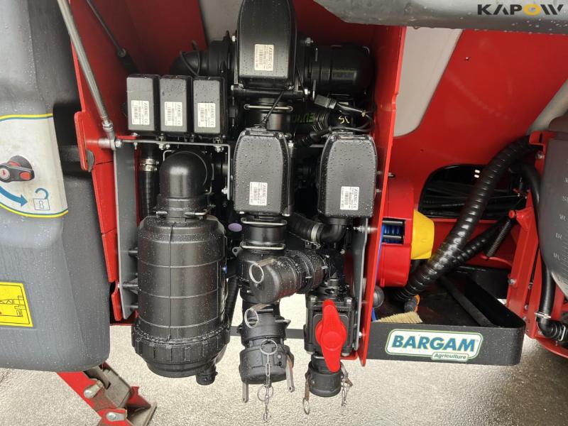 Bargam Spraymax 5500 trailer sprayer 37
