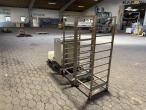 Basic industrial dishwasher with stand 5