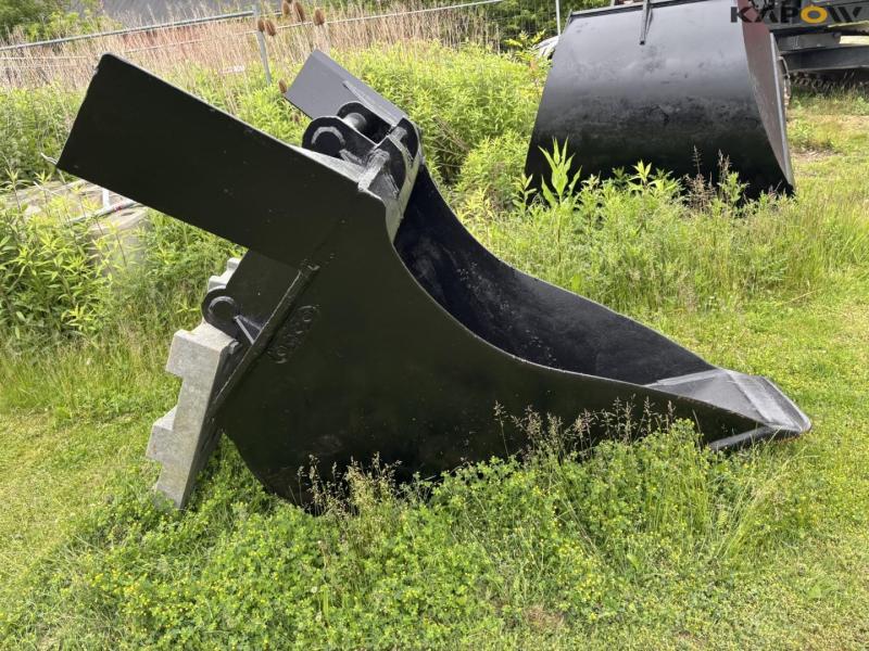 Beco profile bucket with S70 hitch 4