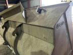 Beco bucket with Volvo hitch 18