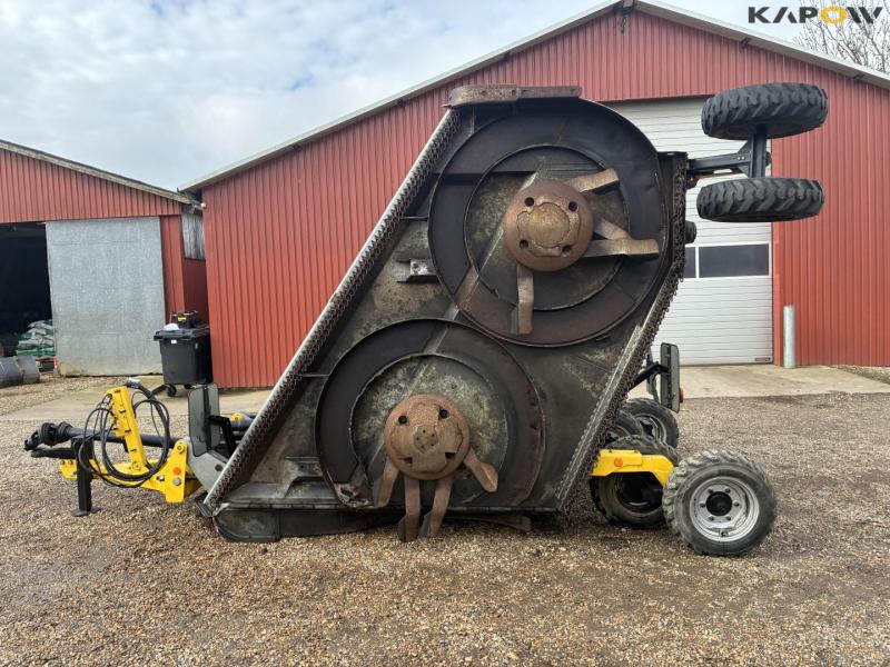Bednar mulcher mm7000 mower 7