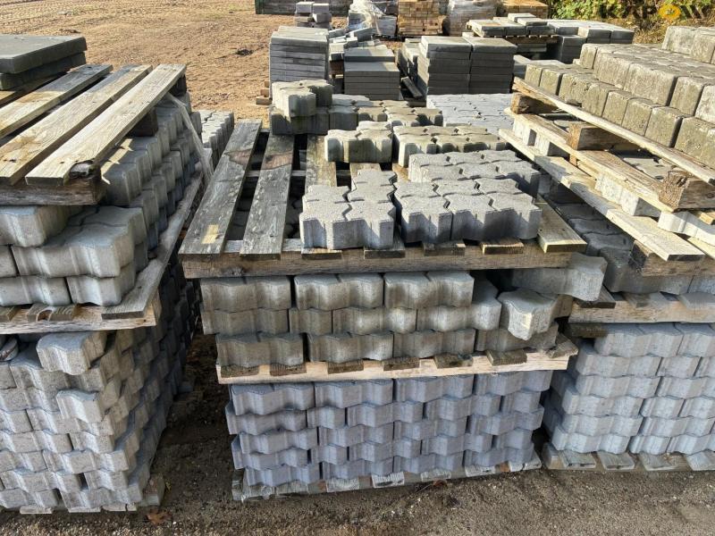 Paving stones 12
