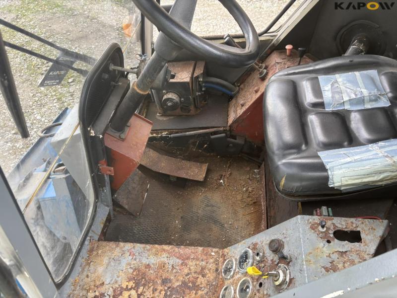 Belos 1300 tool carrier with snow plow 42