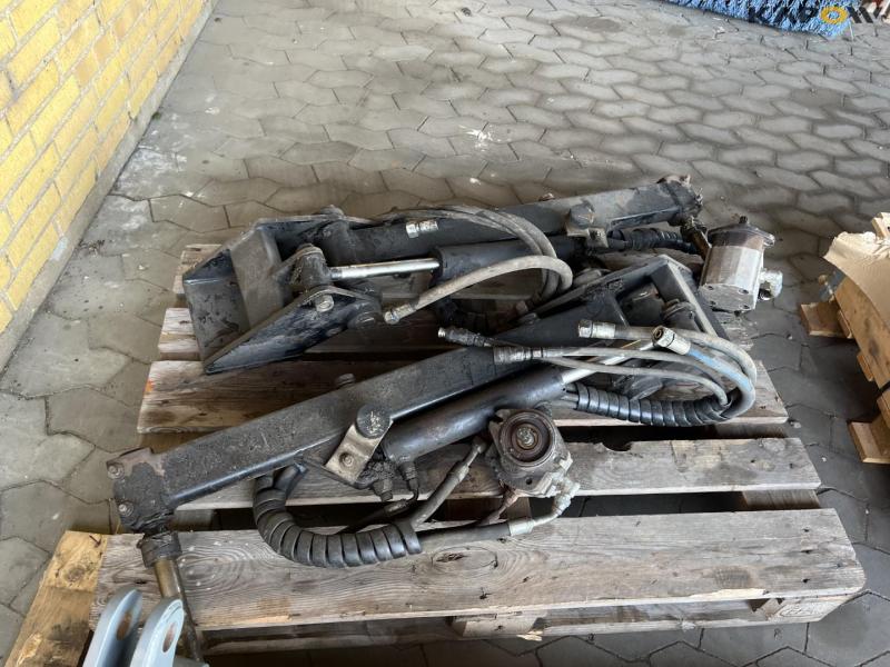 Belos TransGiant tool carrier 34