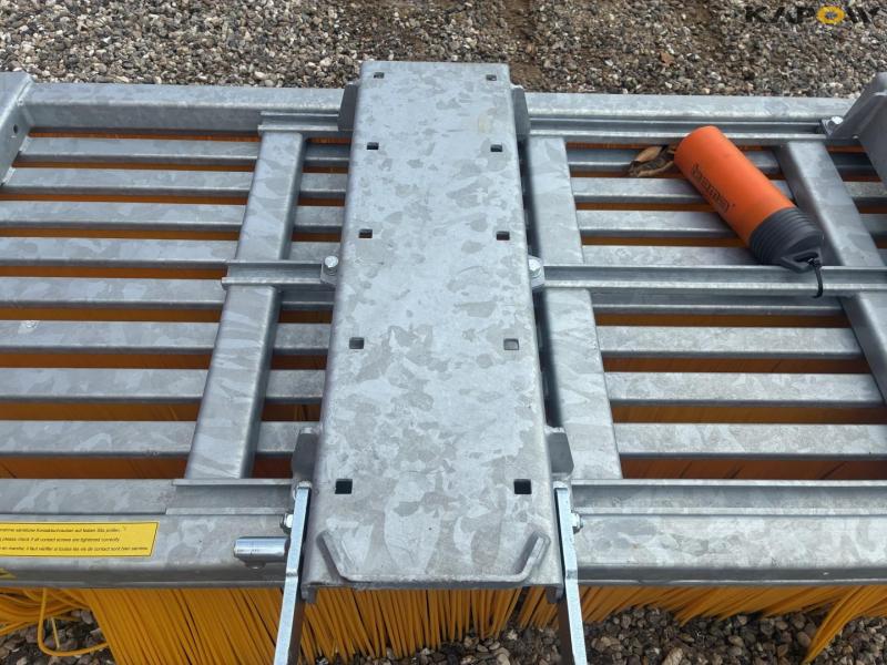 Bema 11 multiclean broom for pallet forks 6