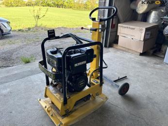 Bernards RT170 diesel plate vibrator