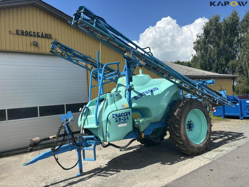 Berthoud Tracker 32-34 D.P.Tronic trailer sprayer 24 m 1