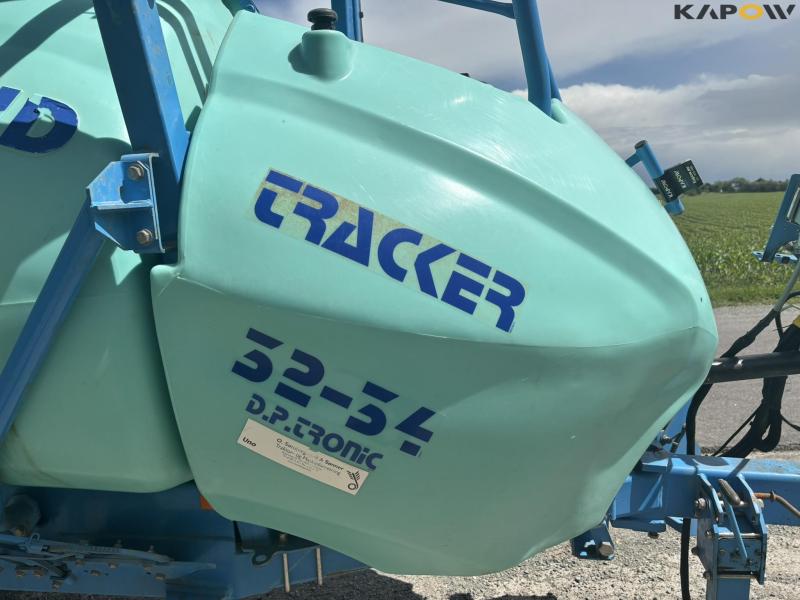 Berthoud Tracker 32-34 D.P.Tronic trailer sprayer 24 m 20