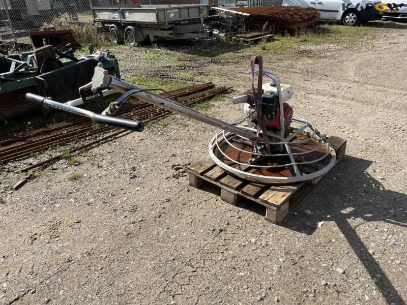 Concrete power trowel 5