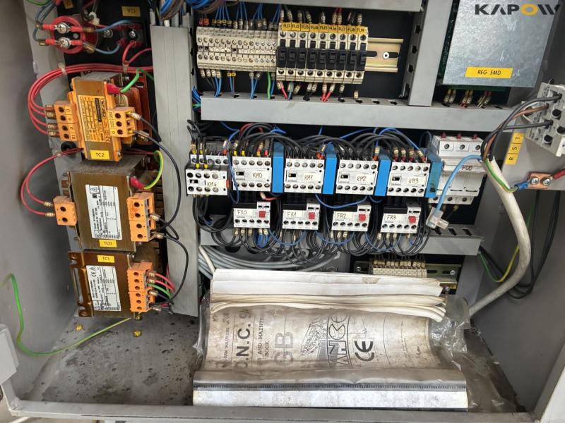 Bianco 350A hydraulic band saw 8