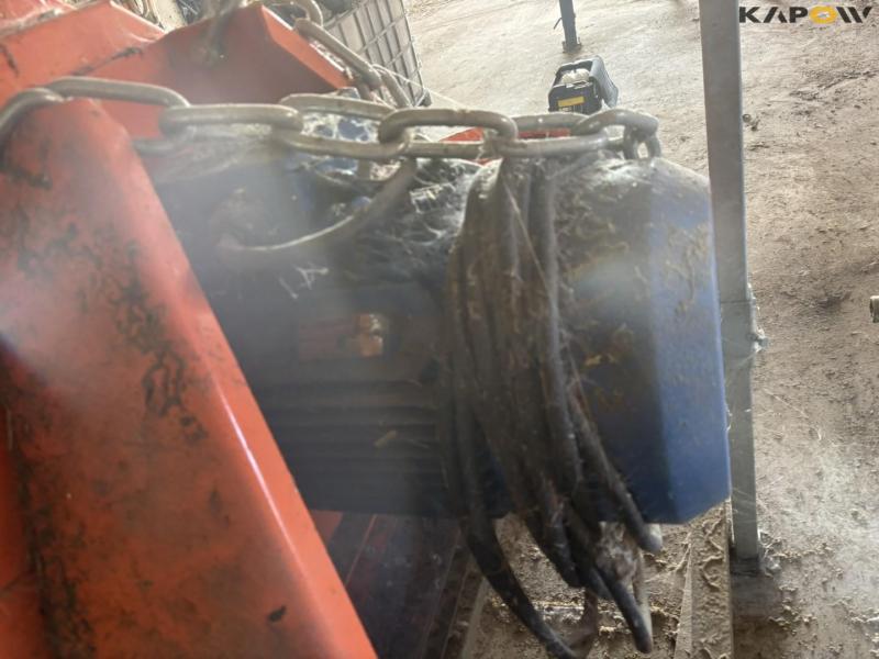 Big Dutchman hammer mill and grain cleaner 15